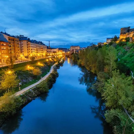 Semesterbostad Casa Do Eiro Lago de Carucedo